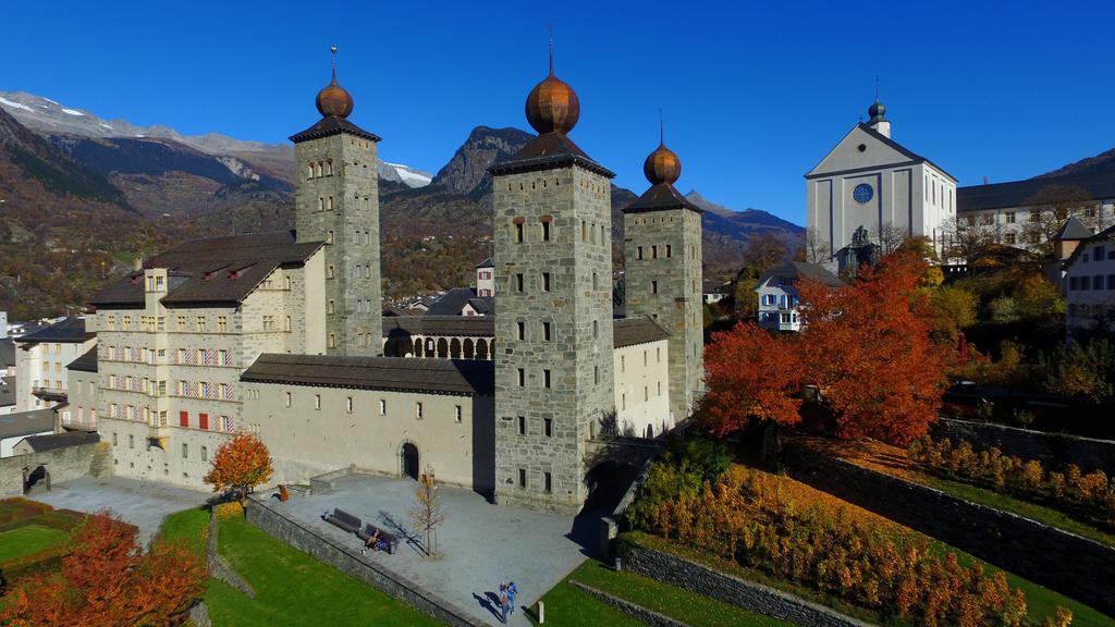 Schlosshotel - Self Check-In Hotel Brig Luaran gambar