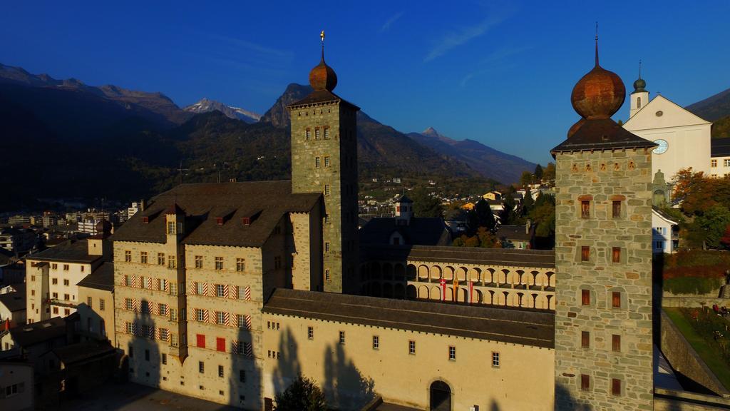 Schlosshotel - Self Check-In Hotel Brig Luaran gambar