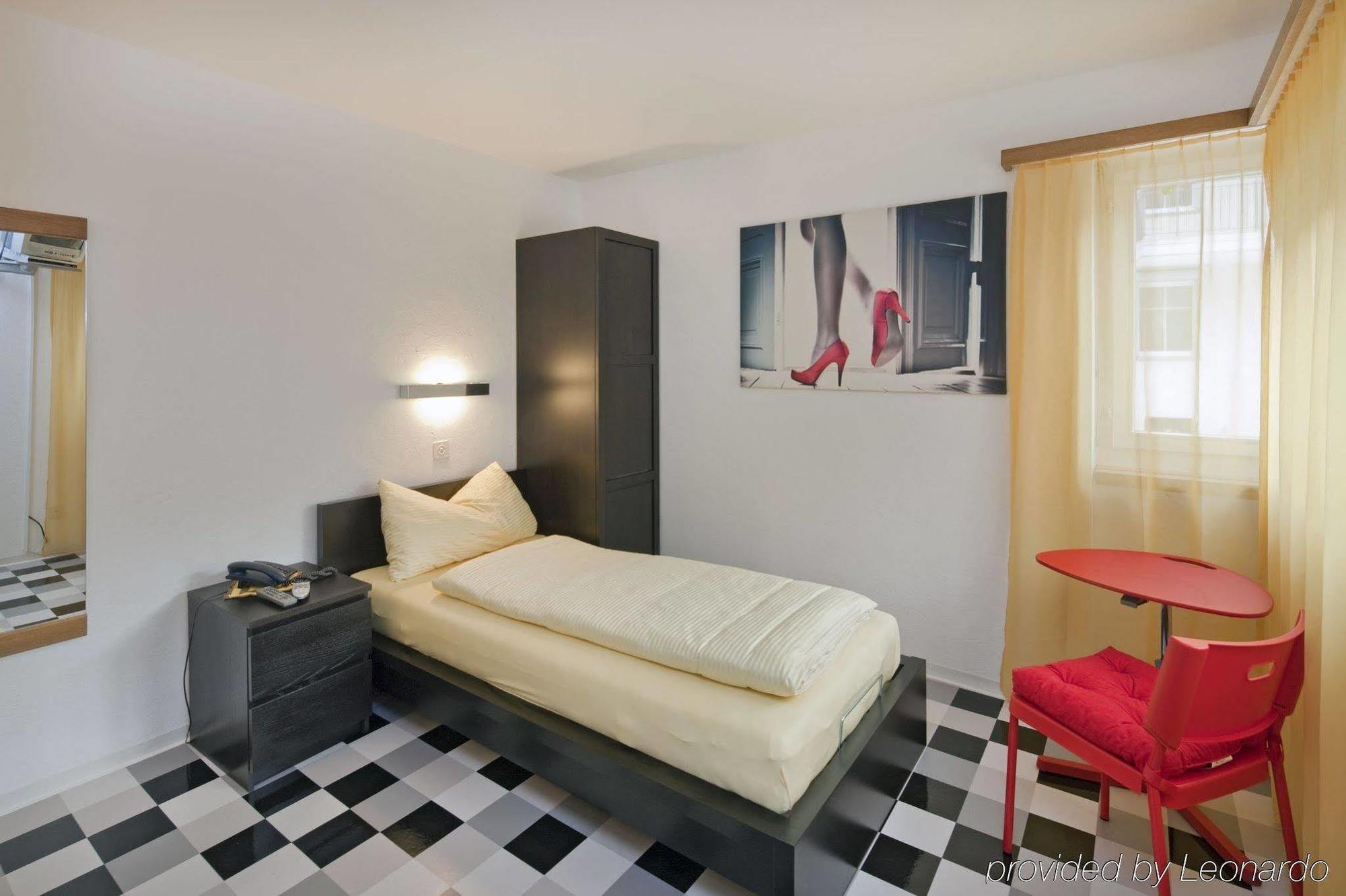 Schlosshotel - Self Check-In Hotel Brig Luaran gambar