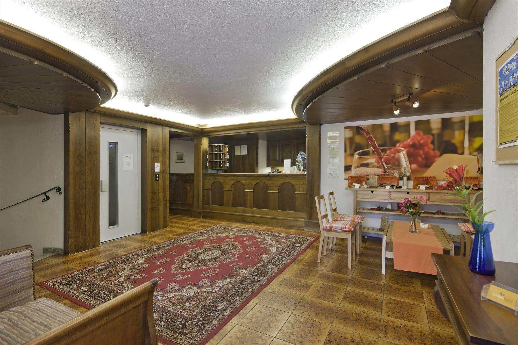 Schlosshotel - Self Check-In Hotel Brig Luaran gambar