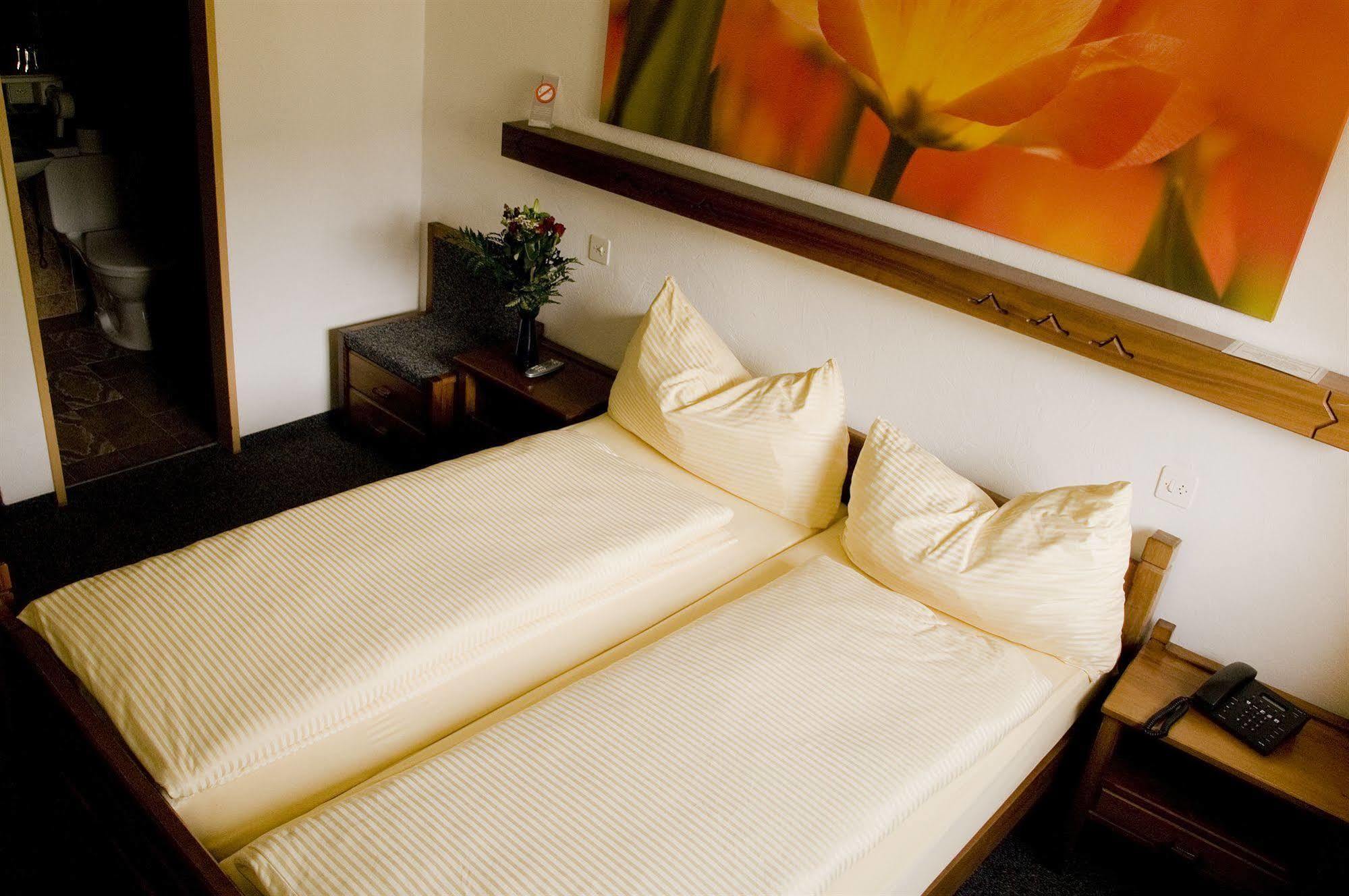 Schlosshotel - Self Check-In Hotel Brig Luaran gambar